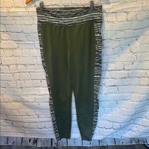 ❤️ 3/$15 Bundle Sale — Firm. Bundle 3 ❤️ Items $8–$10 only & Save! No limit.